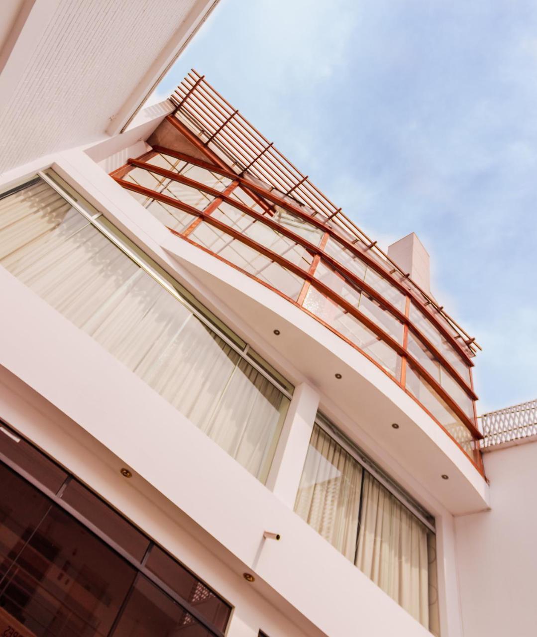 Hotel Miraflores Boutique 3*